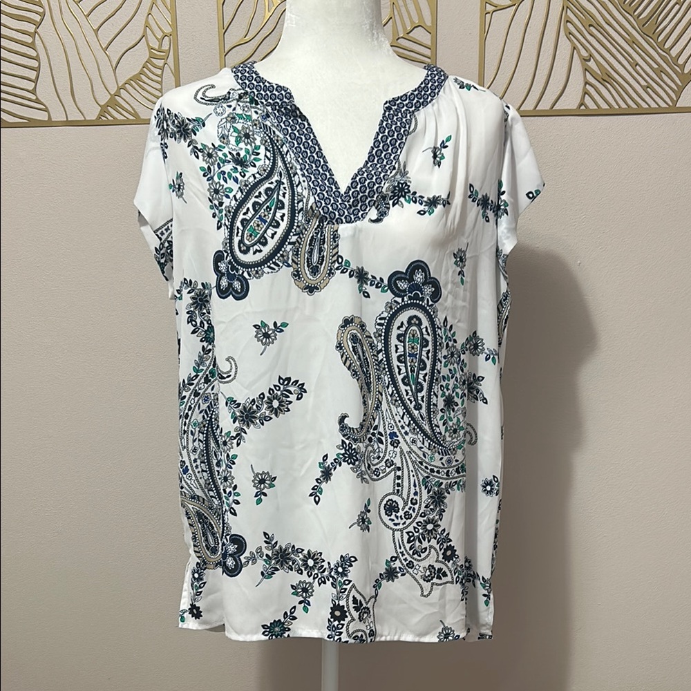 White and Blue V-neck Cap Sleeve Relaxed Blouse